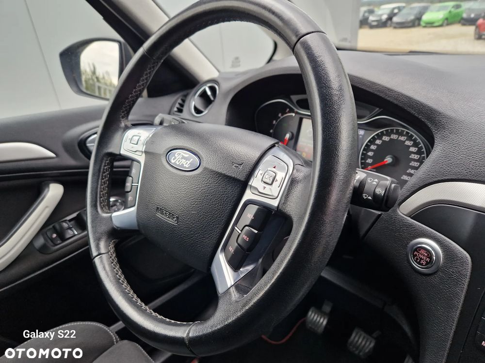 Ford S-Max 1.6 EcoBoost Titanium - 28