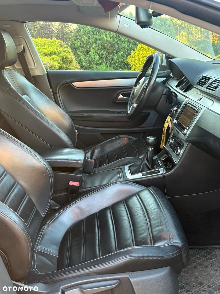 Volkswagen Passat CC - 6