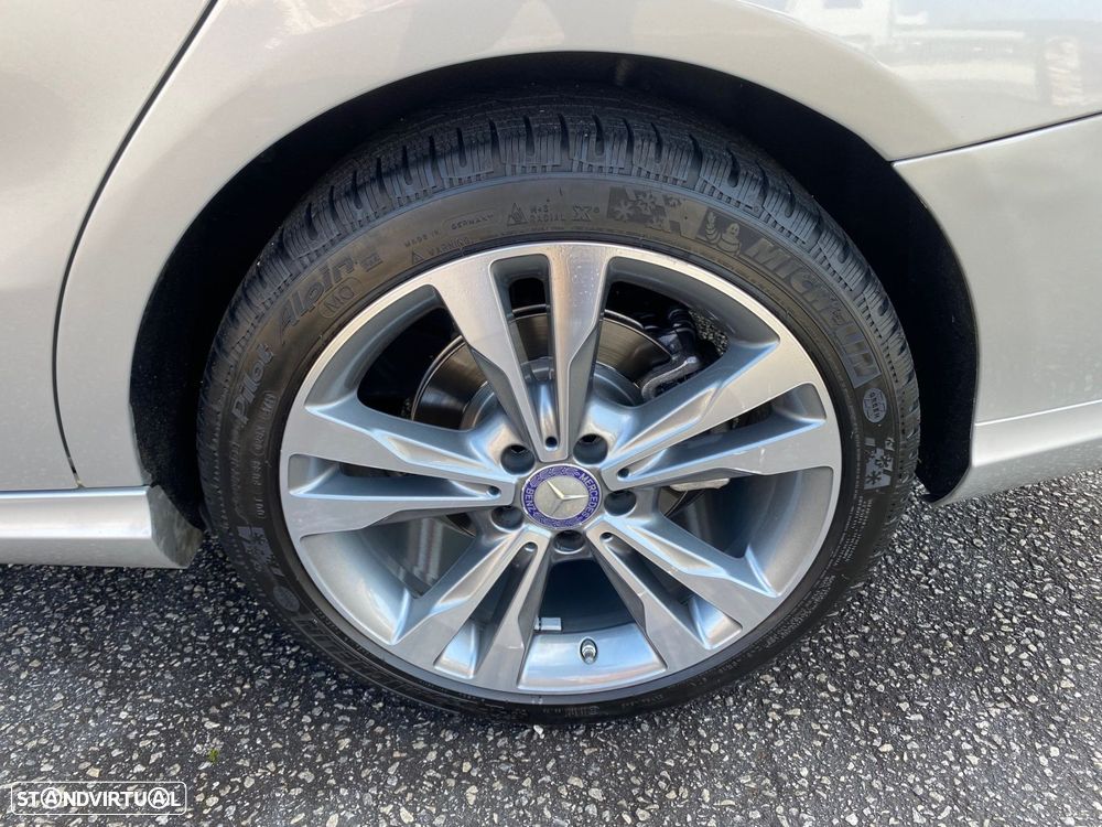 Mercedes-Benz CLA 180 - 12