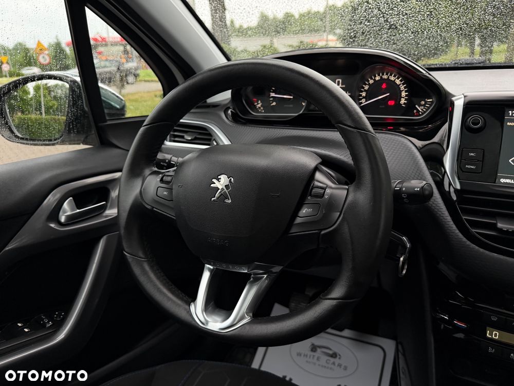 Peugeot 2008 PureTech 82 Style - 13