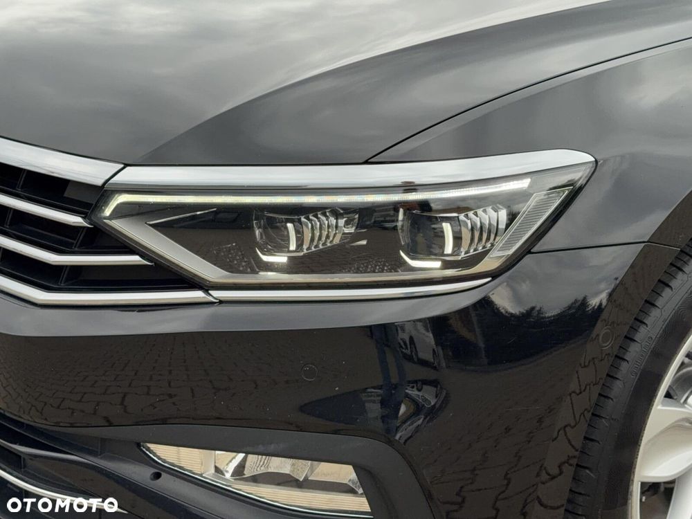 Volkswagen Passat Variant 2.0 TDI Business DSG - 35