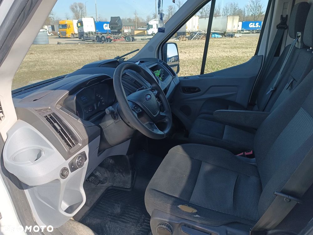Ford Transit - 7