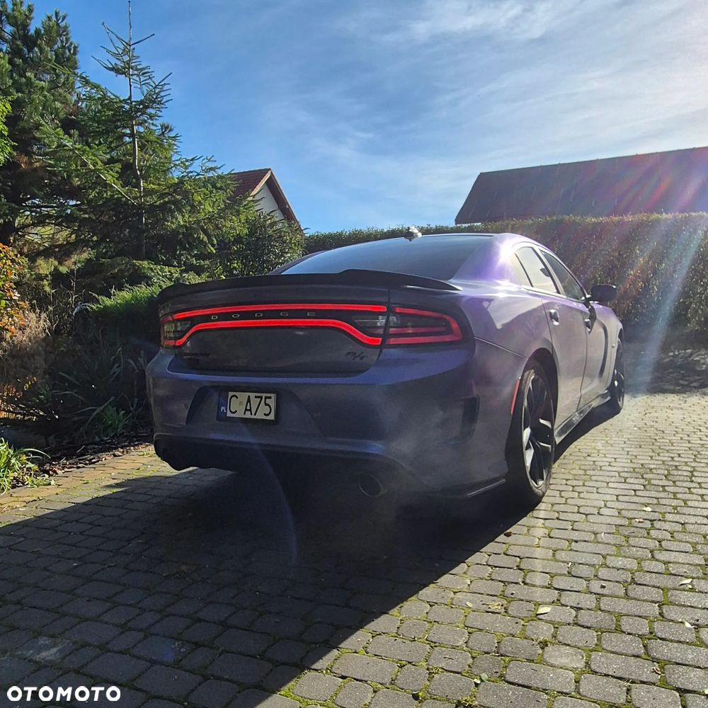 Dodge Charger 5.7 R/T - 5