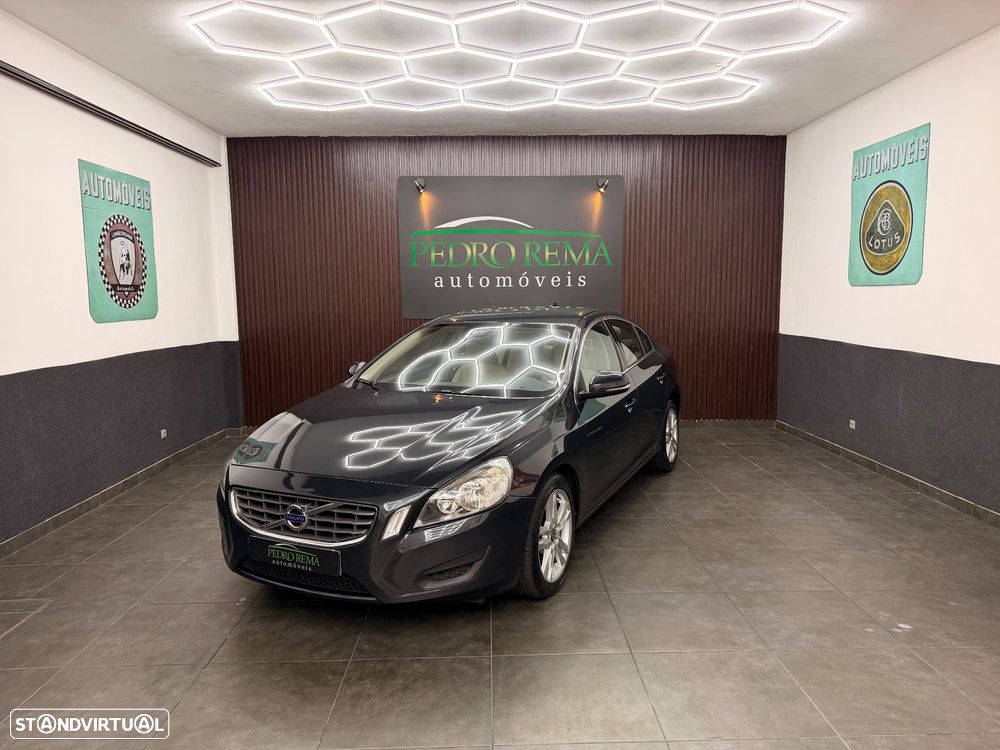 Volvo S60 2.0 D3 Summum Start/Stop - 4