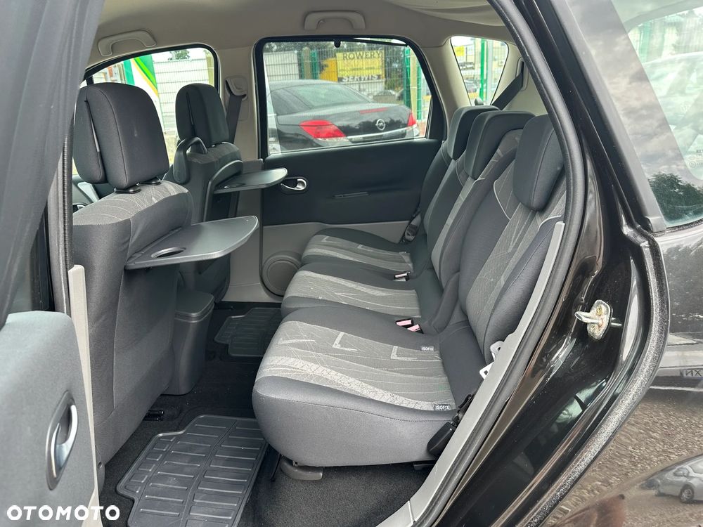 Renault Scenic - 26