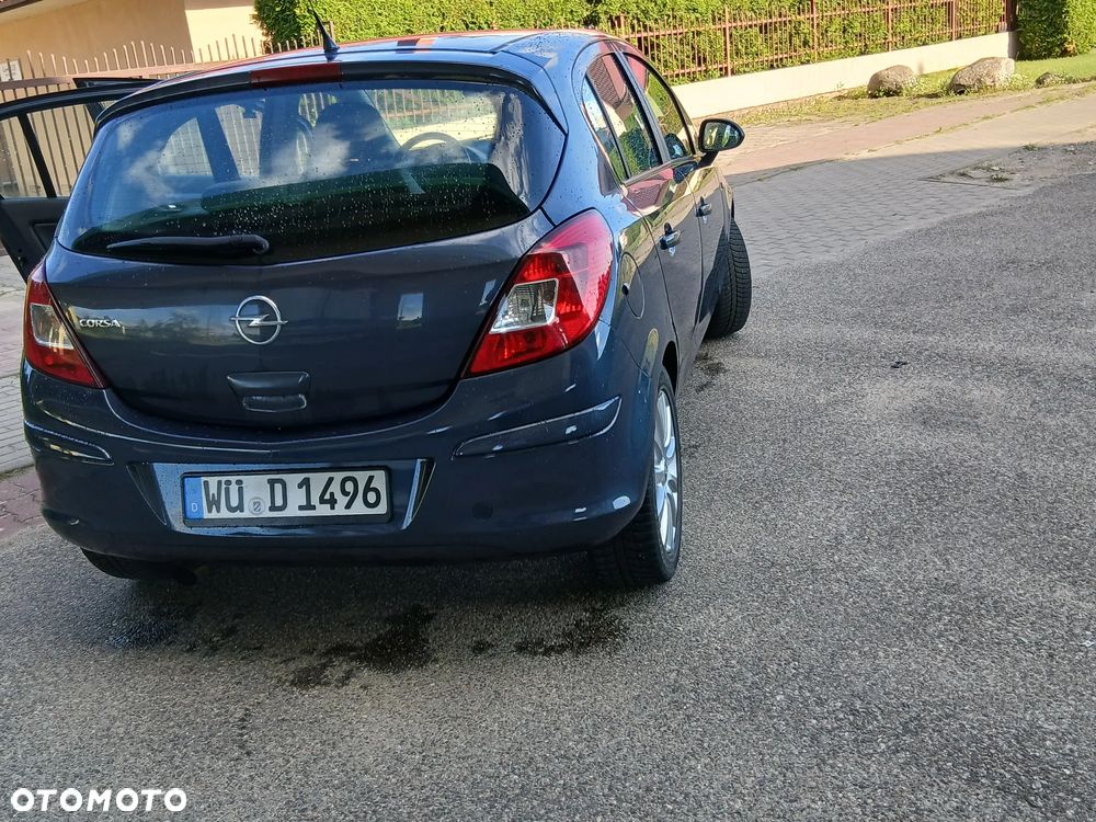 Opel Corsa 1.4 16V Innovation 110 Jahre - 9