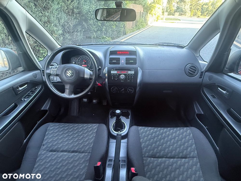 Suzuki SX4 1.6 VVT 4x2 Comfort - 24