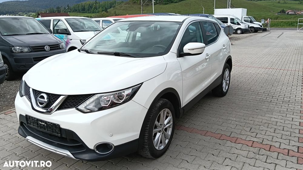 Nissan Qashqai - 1