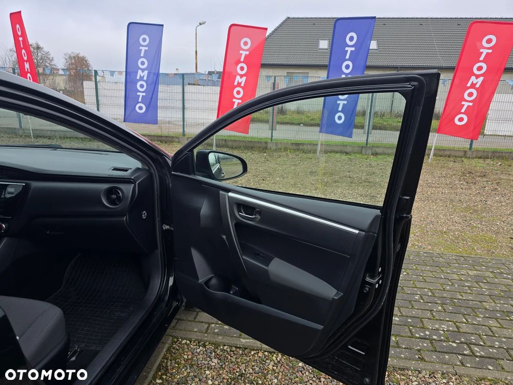 Toyota Corolla 1.6 Active EU6 - 14