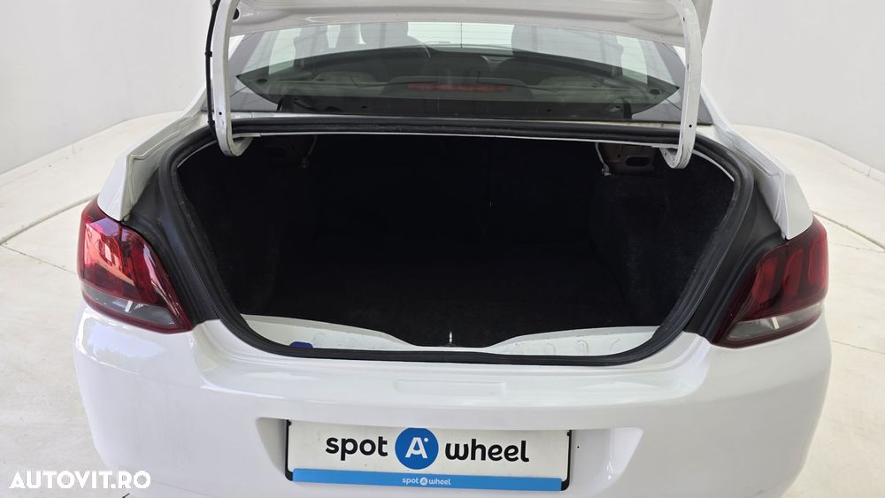Peugeot 301 1.5 BlueHDI FAP Active - 25