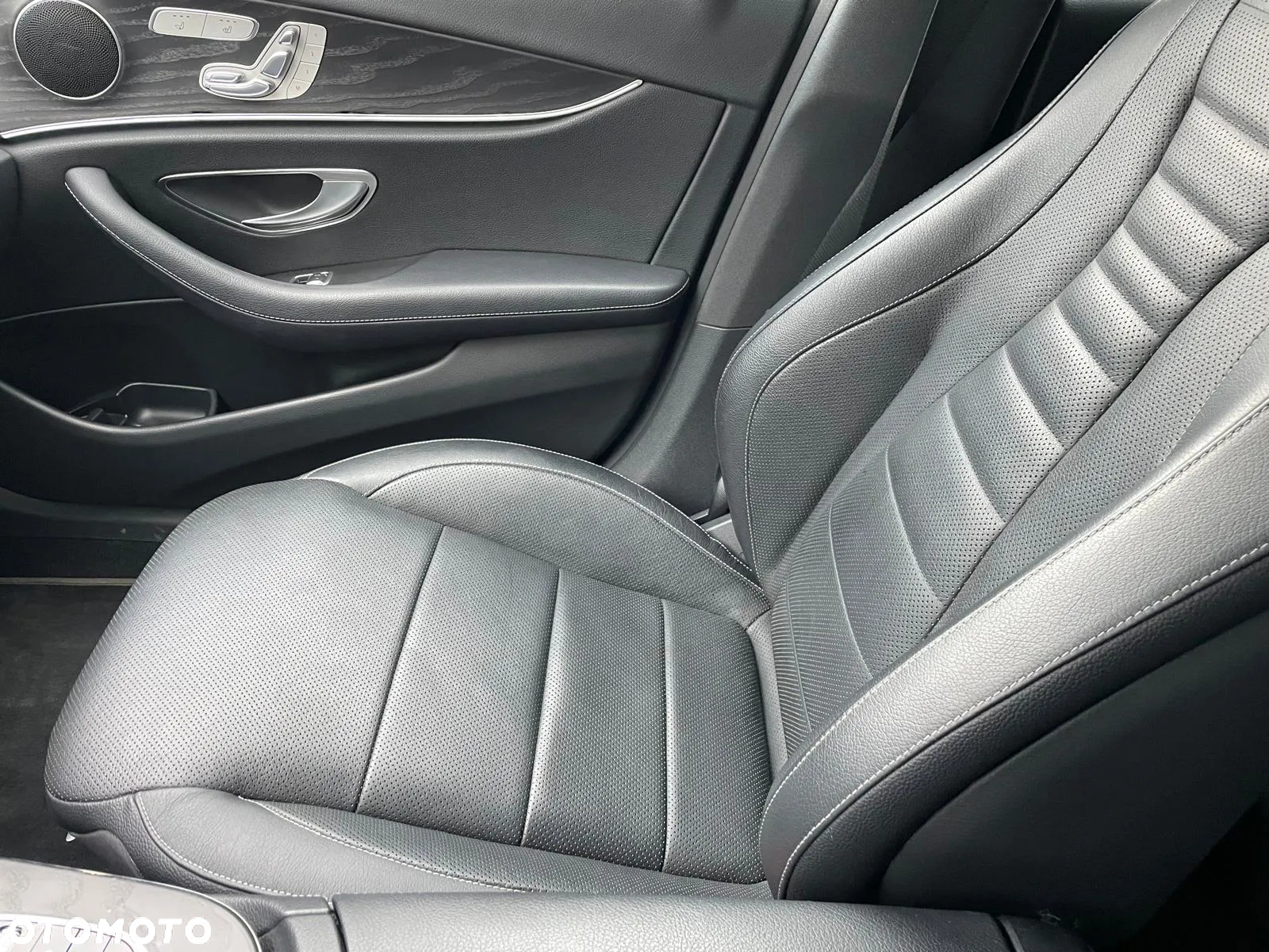 Mercedes-Benz Klasa E 350 d 4-Matic All-Terrain - 14