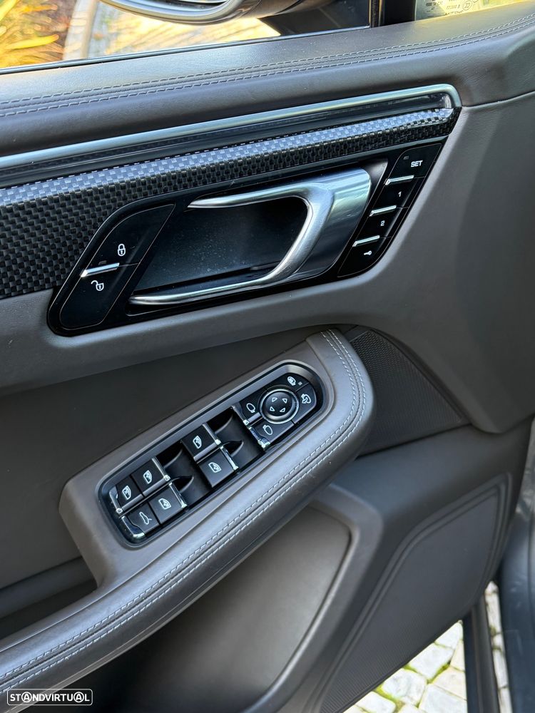 Porsche Macan S - 15