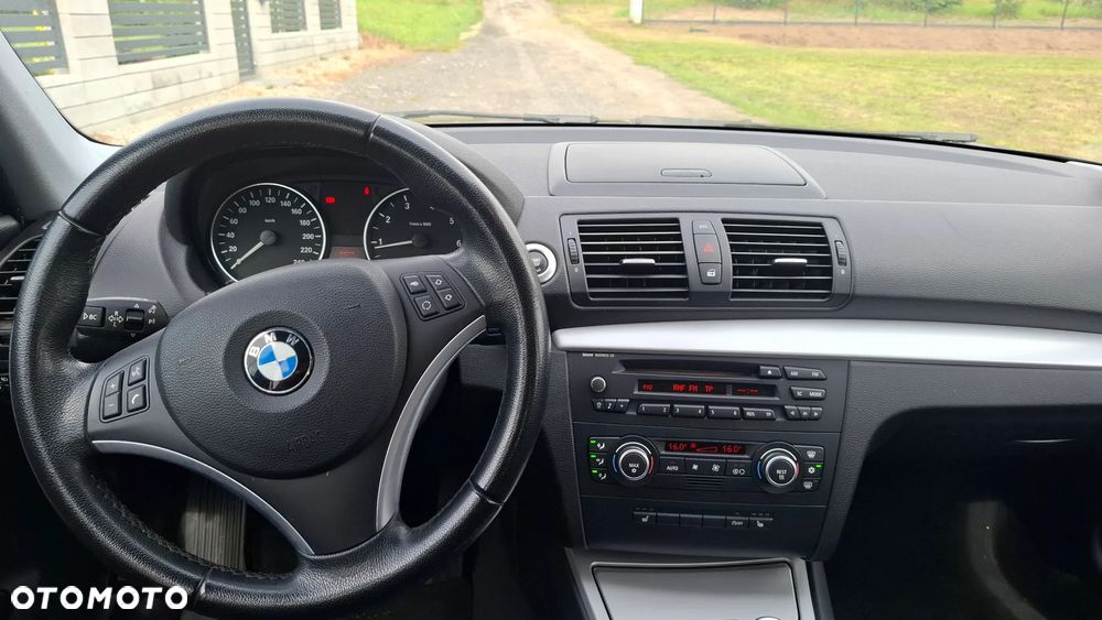 BMW Seria 1 118i Edition Lifestyle - 11