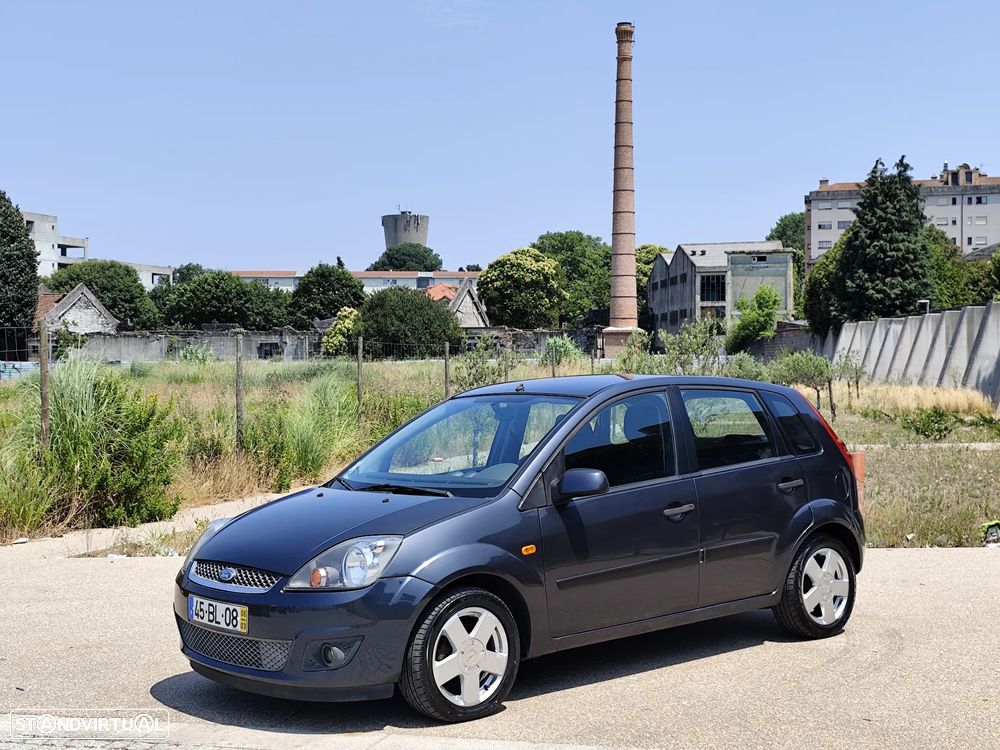 Ford Fiesta 1.4 TDCI Ambiente - 1