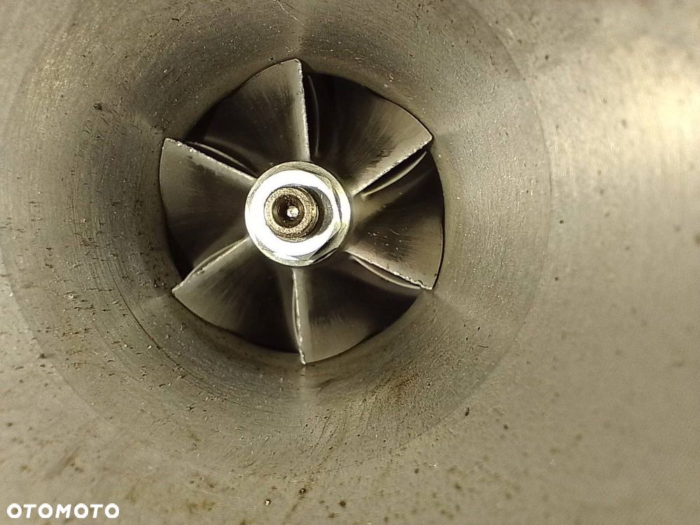 TURBINA Z KOLEKTOREM RENAULT CLIO III ( 05-09 ) 8200864964 1.2 TCE - 6