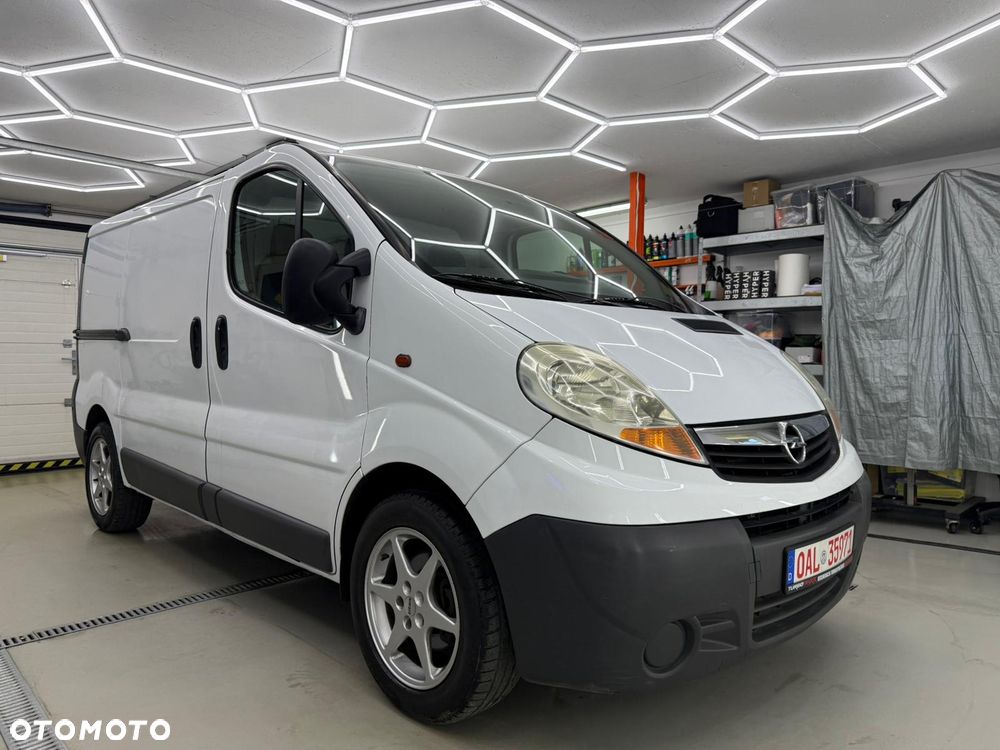 Opel Vivaro - 13