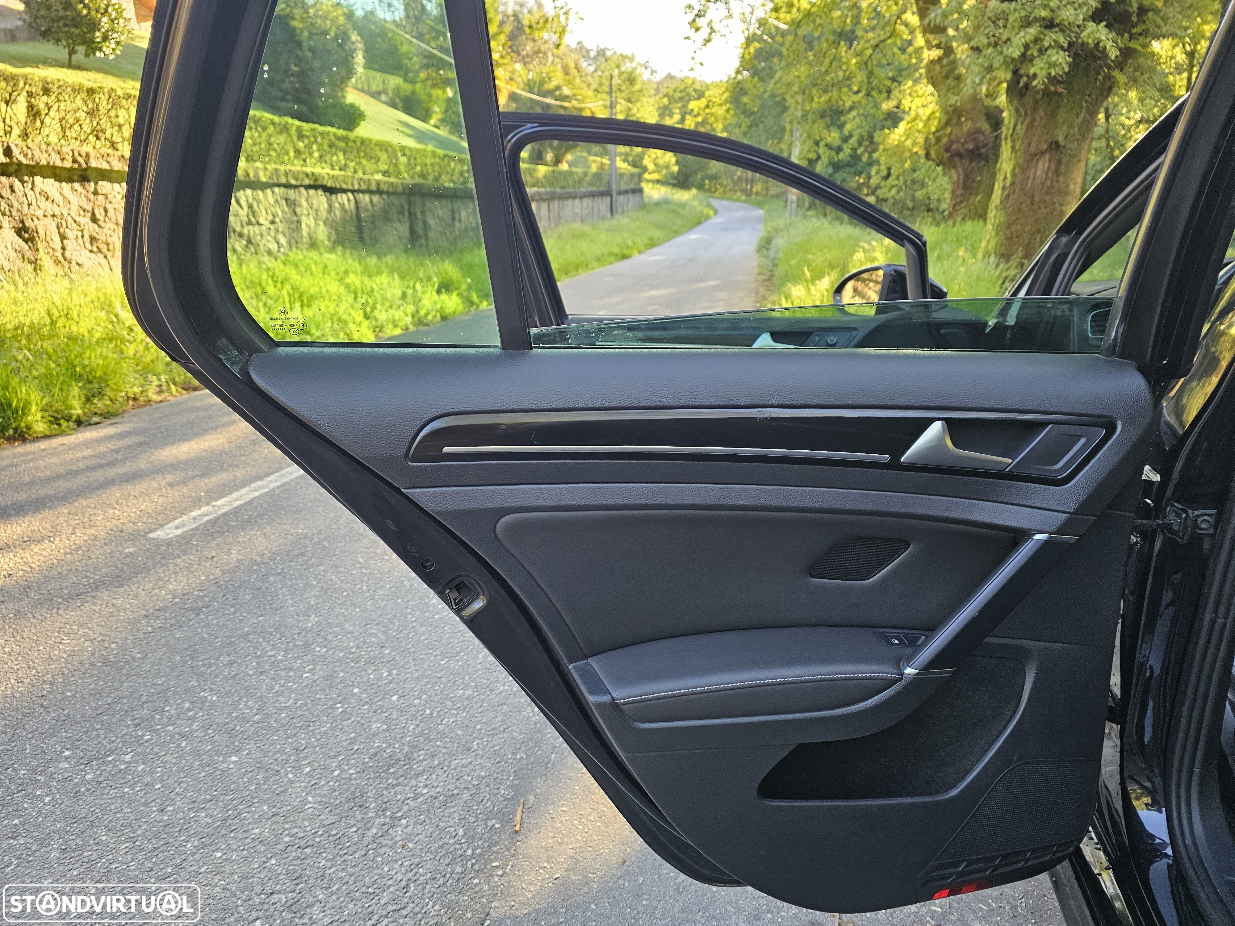 VW Golf 2.0 TDI GTD DSG - 21