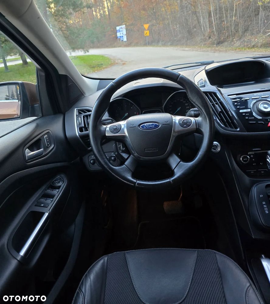 Ford Kuga 2.0 TDCi 4x4 Titanium - 20