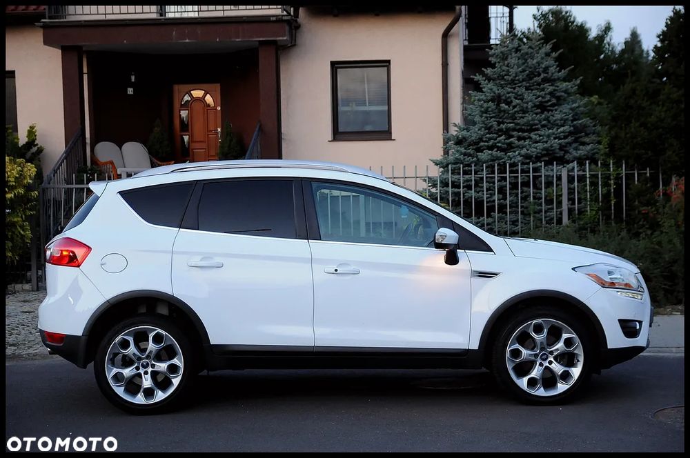 Ford Kuga 2.0 TDCi 4x4 Titanium - 24