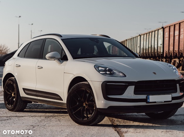 Porsche Macan Standard - 3