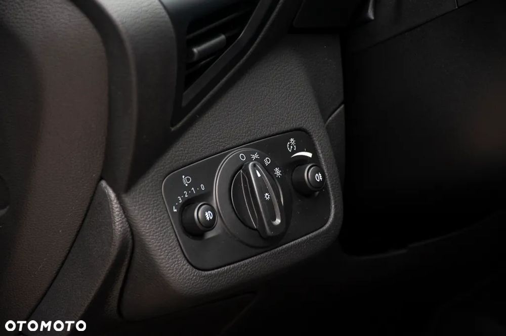 Ford Kuga 2.0 TDCi 4x4 SYNC - 38