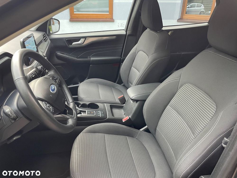 Ford Kuga - 20