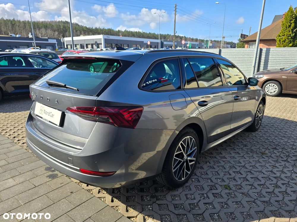 Skoda Octavia 2.0 TDI Selection DSG - 9