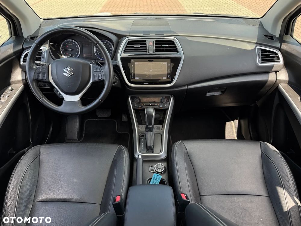 Suzuki SX4 S-Cross 1.4 T Premium 4WD - 6