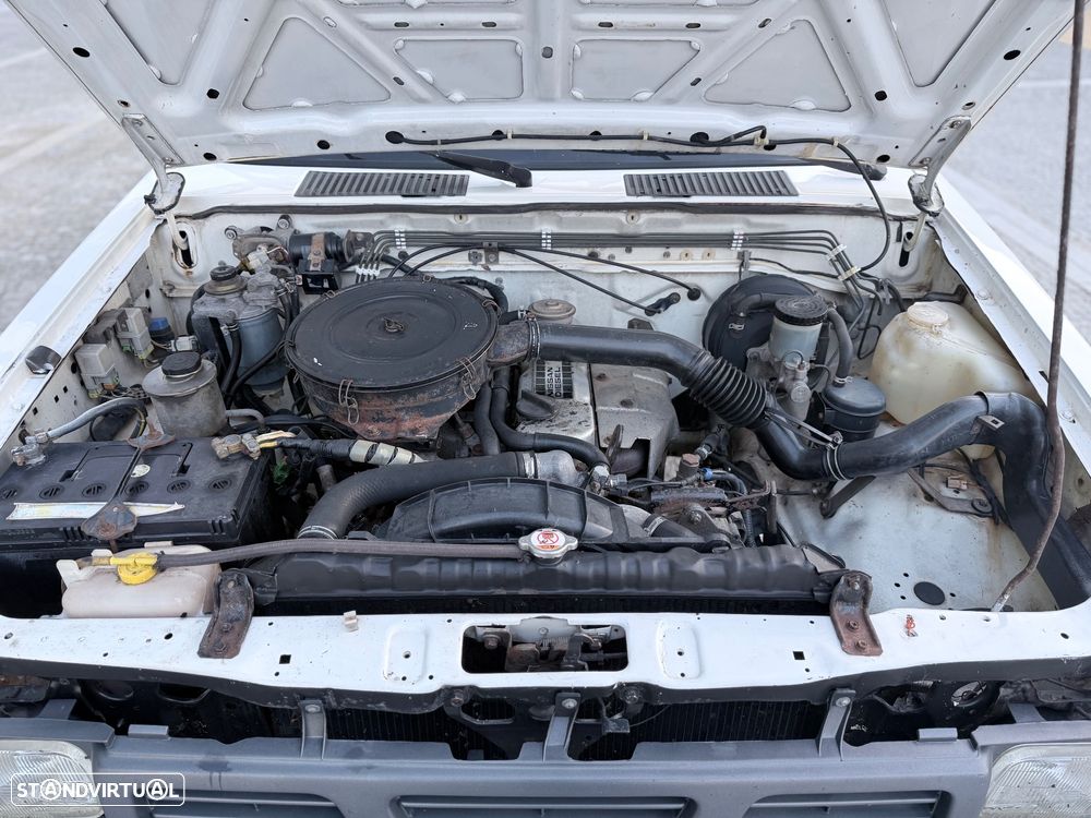 Nissan Pick Up 2.5 D - 11