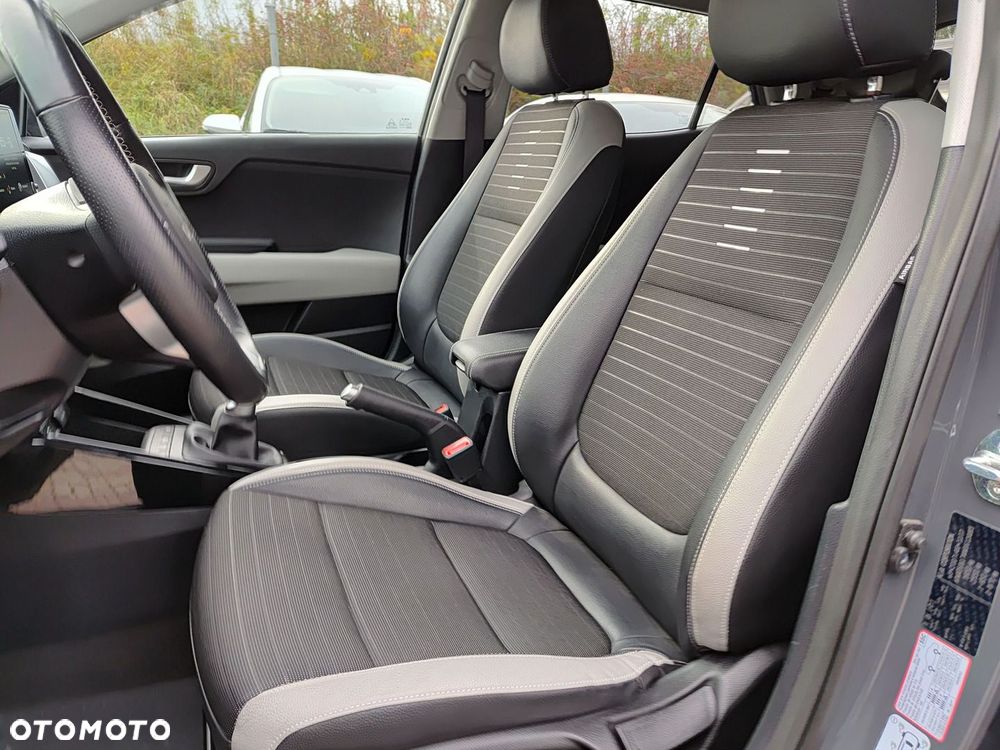 Kia Stonic 1.0 T-GDI L Business Line - 12