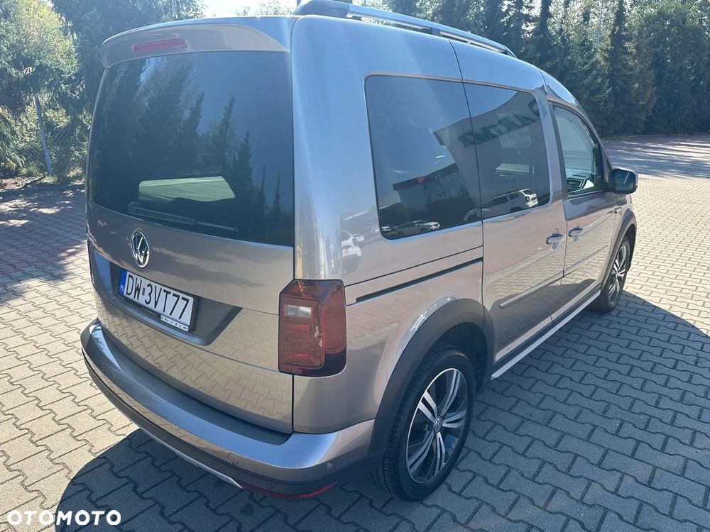 Volkswagen Caddy 1.4 TSI Alltrack DSG - 5
