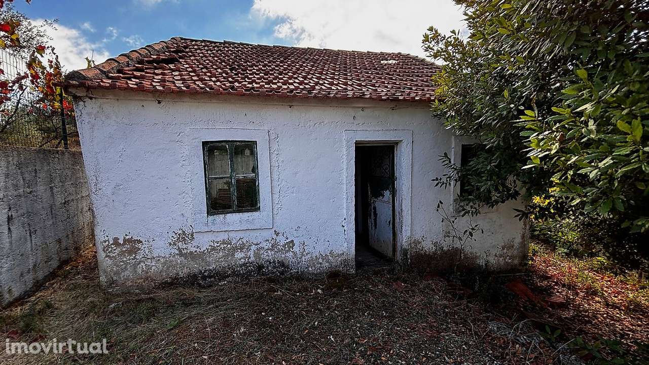 Moradia T2 para venda - Grande imagem: 2/17