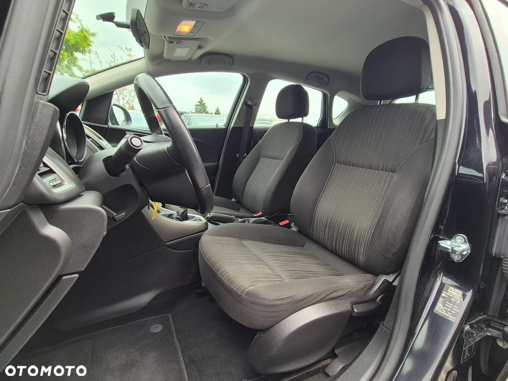 Opel Astra 1.6 Design Edition - 25