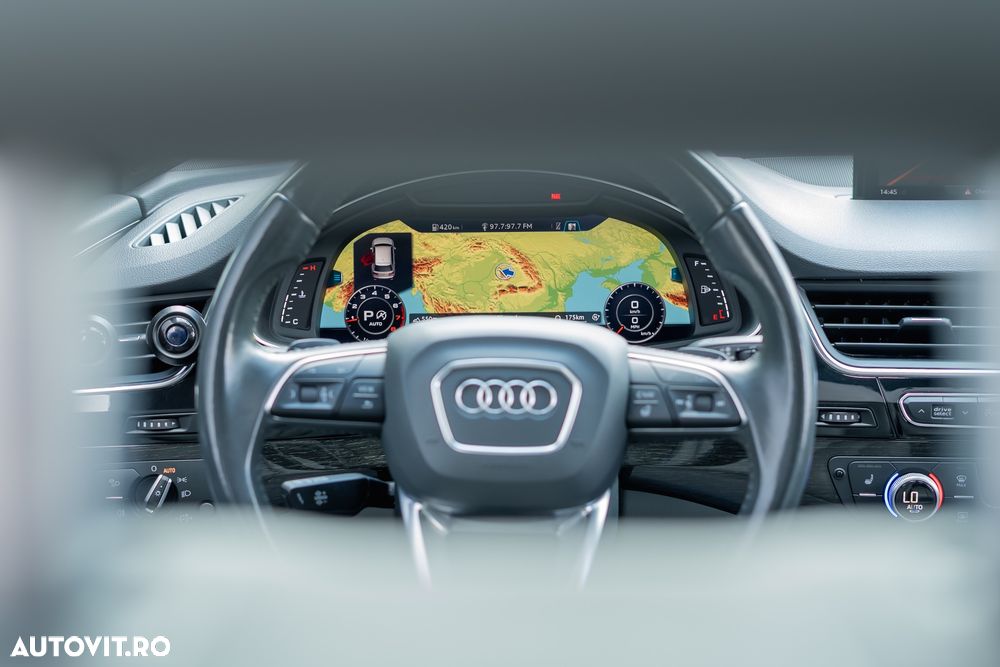 Audi Q7 - 30