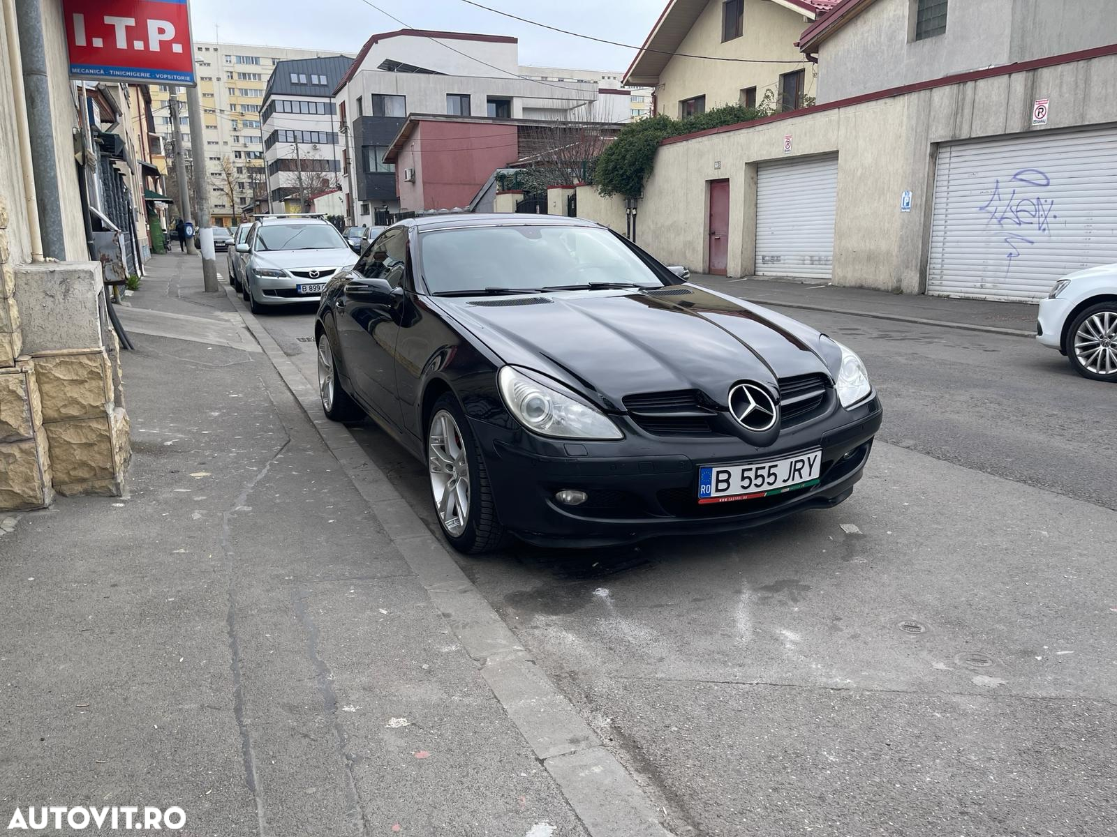 Mercedes-Benz SLK - 11