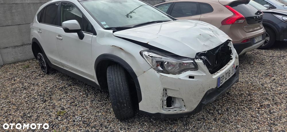 Subaru Xv 2017 photo 2