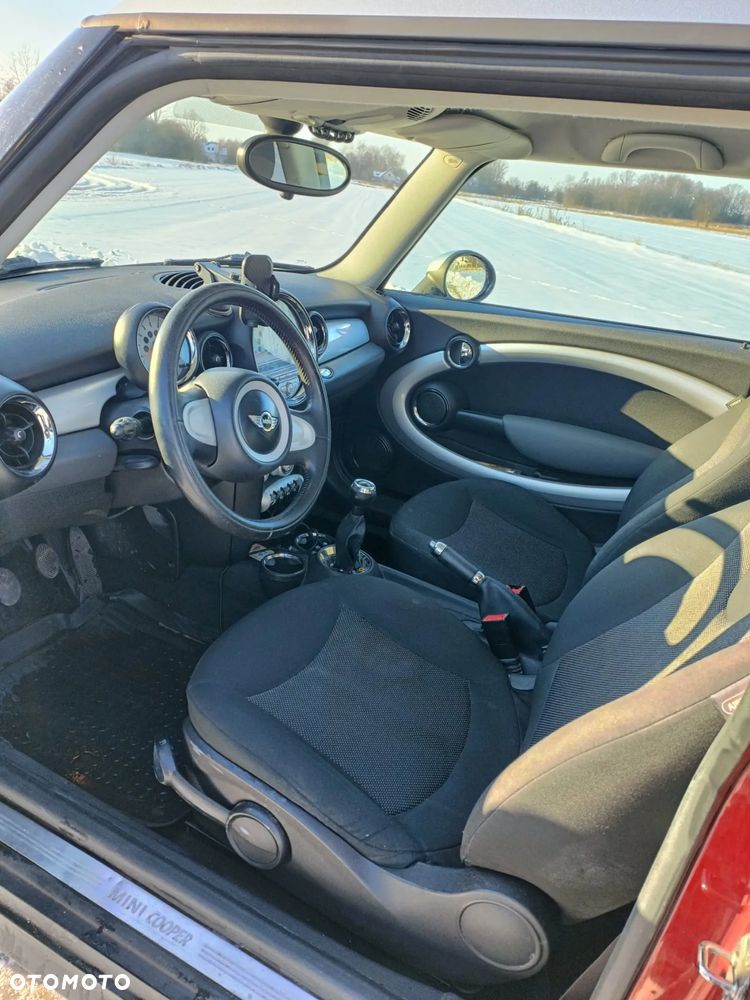 MINI Cooper Standard - 18