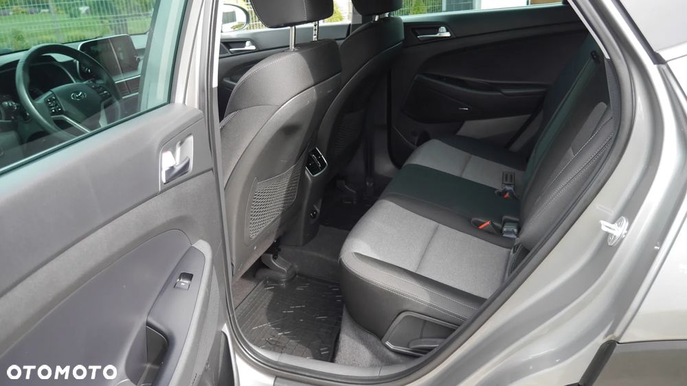 Hyundai Tucson 1.6 CRDi 2WD Select - 26