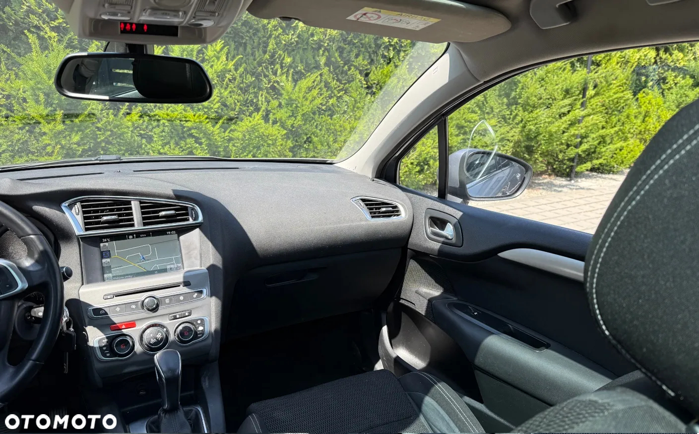 Citroën C4 BlueHDi 120 Stop&Start EAT6 Selection - 12