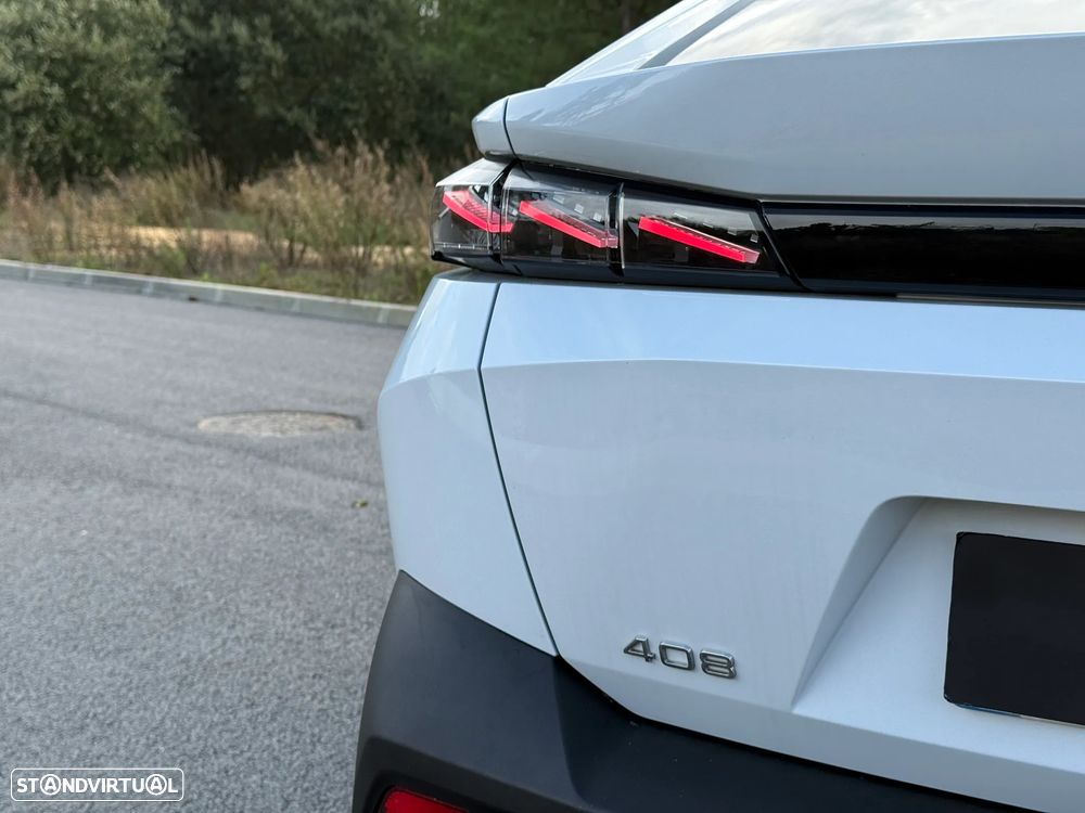 Peugeot 408 225 e-EAT8 GT - 12