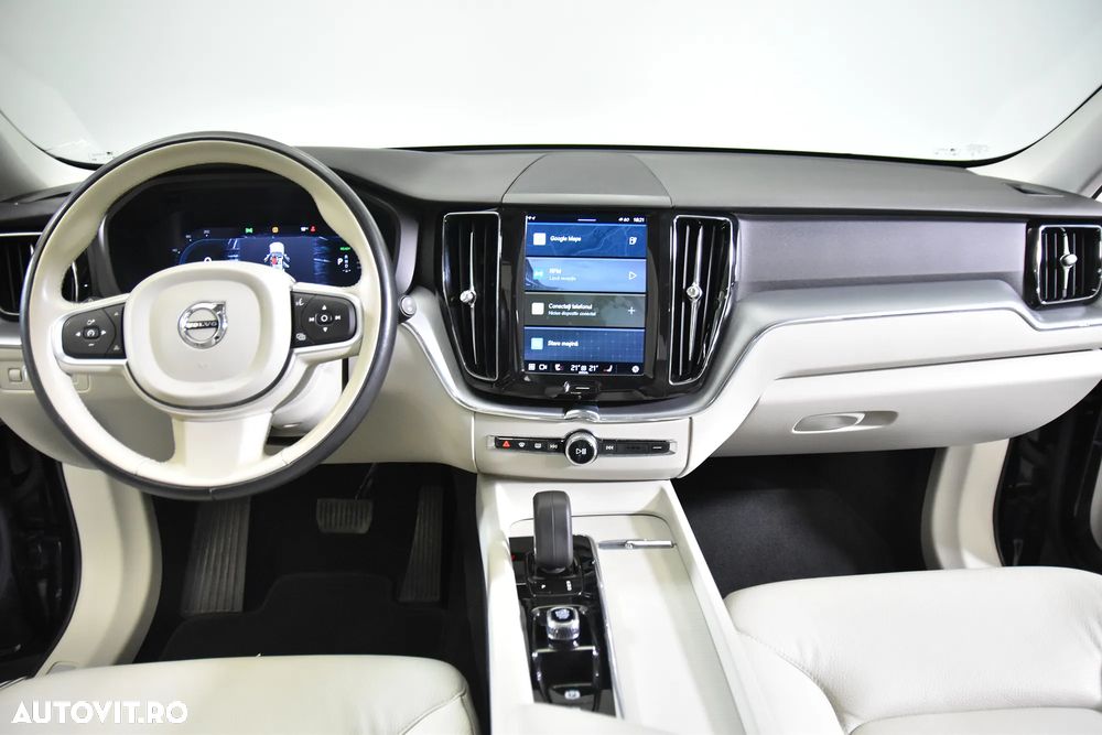 Volvo XC 60 T6 AWD Recharge Geartronic Inscription - 10