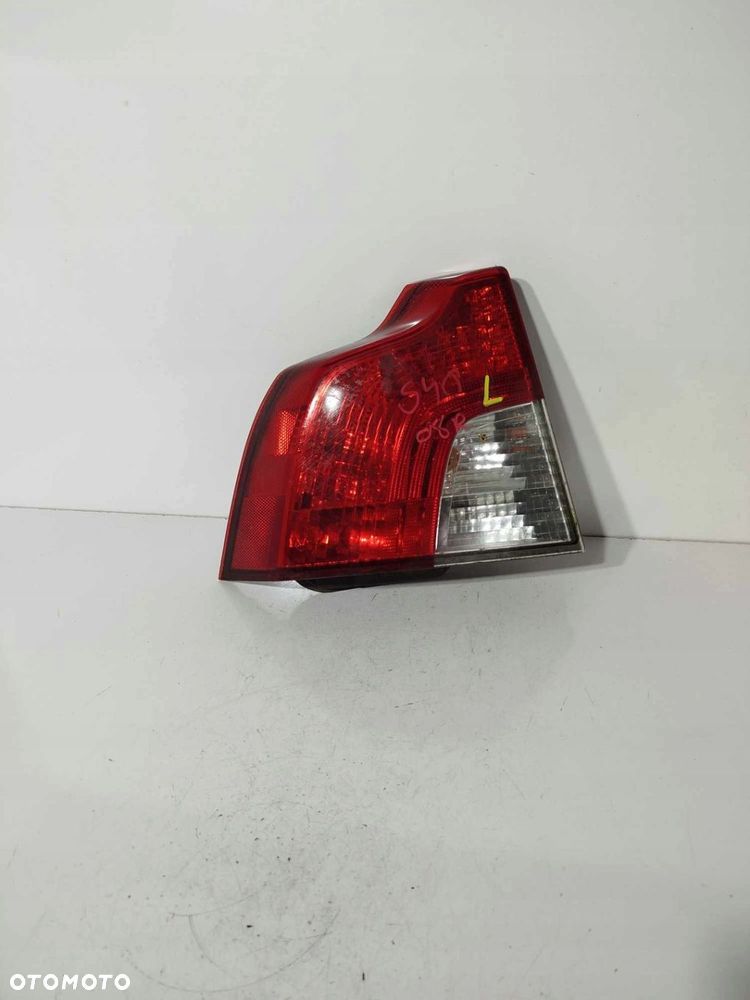 LAMPA LEWA TYLNA VOLVO S40 II LIFT 30744538 - 4
