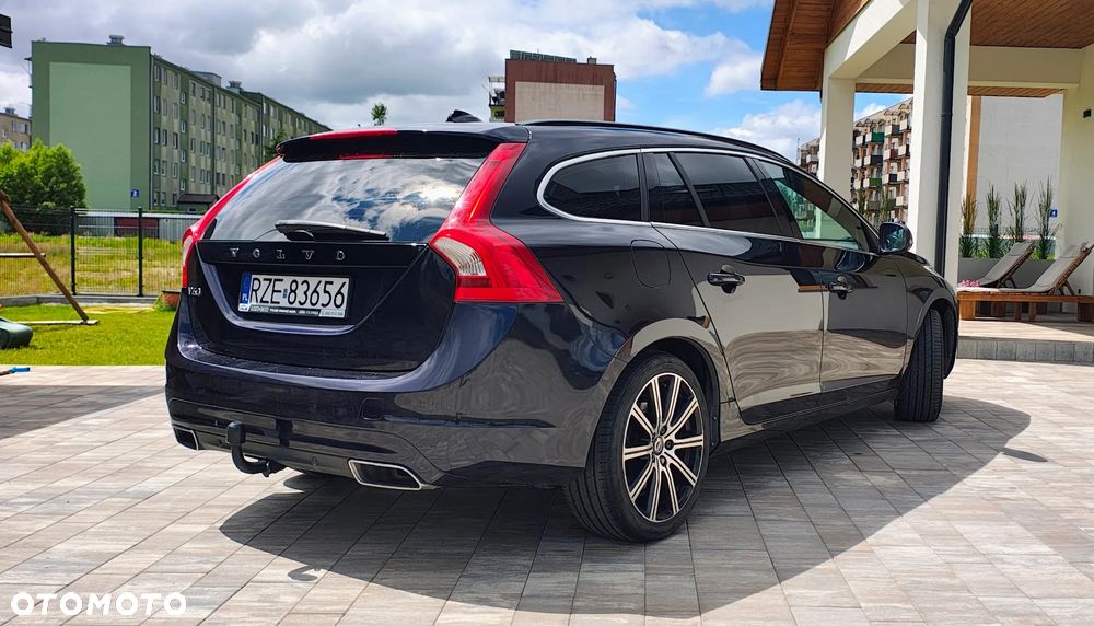 Volvo V60 D4 Momentum - 7
