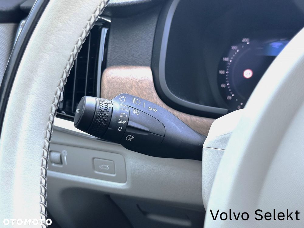 Volvo S90 - 24