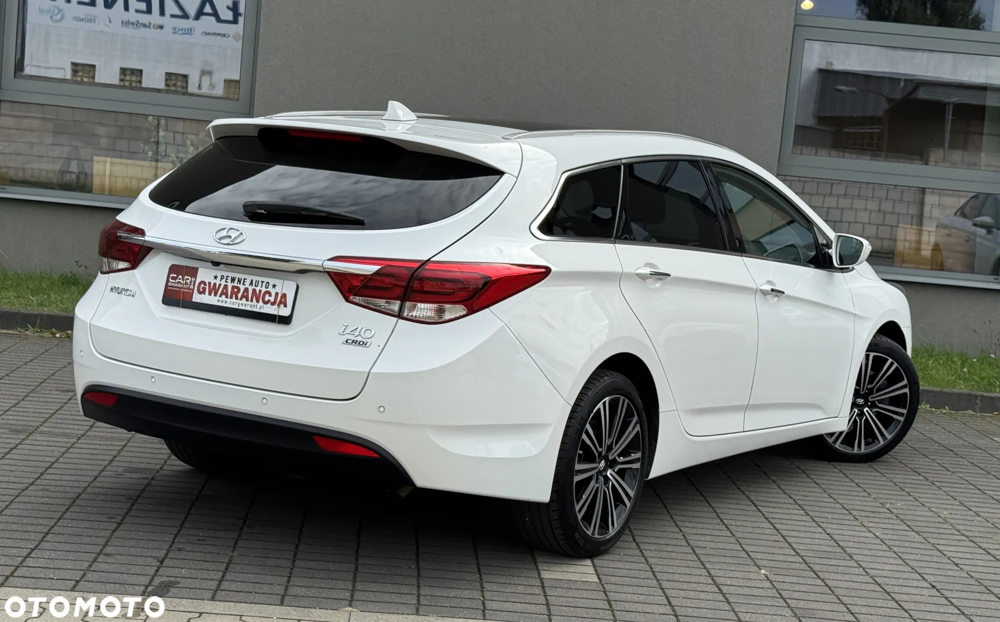 Hyundai i40 Kombi 1.7 CRDi DCT Premium - 9