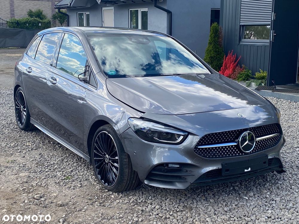 Mercedes-Benz Klasa B 220 4-Matic AMG Line 7G-DCT - 6