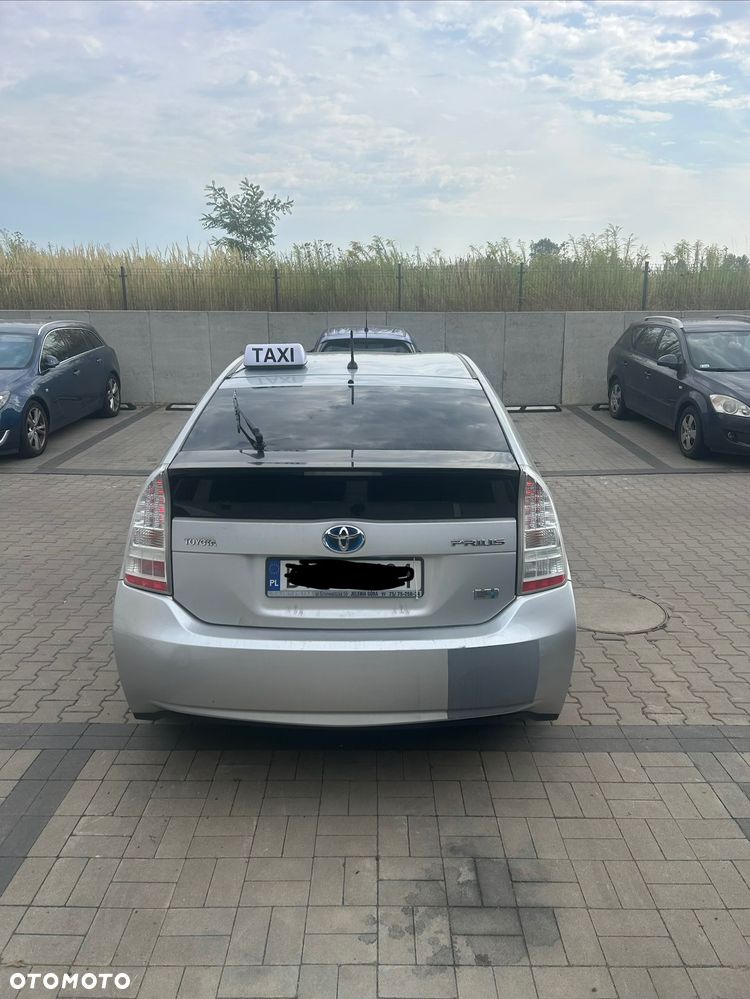 Toyota Prius 1.8 HSD Luna - 4