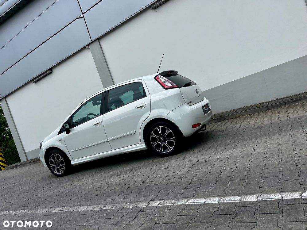 Fiat Grande Punto 1.4 8V 360 Sporting - 22