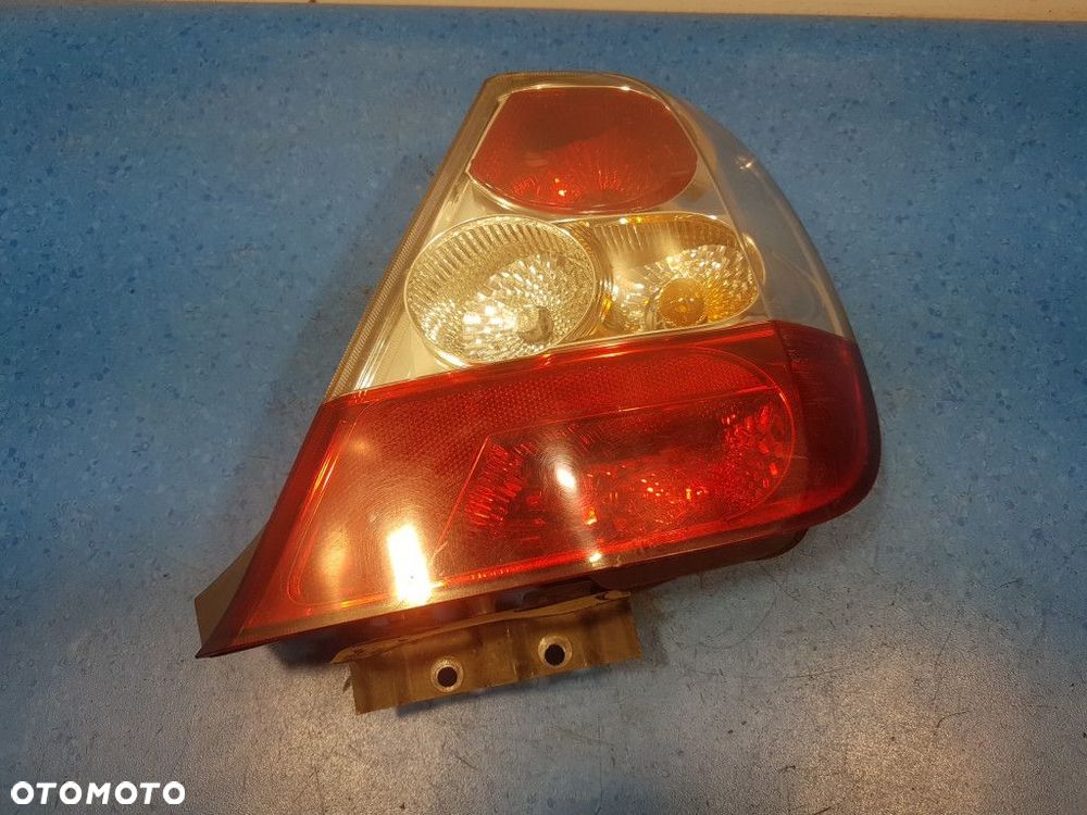 HONDA CIVIC VII LIFT 1.7 CTDI LAMPA TYŁ PRAWA ZEWNĘTRZNA - 1