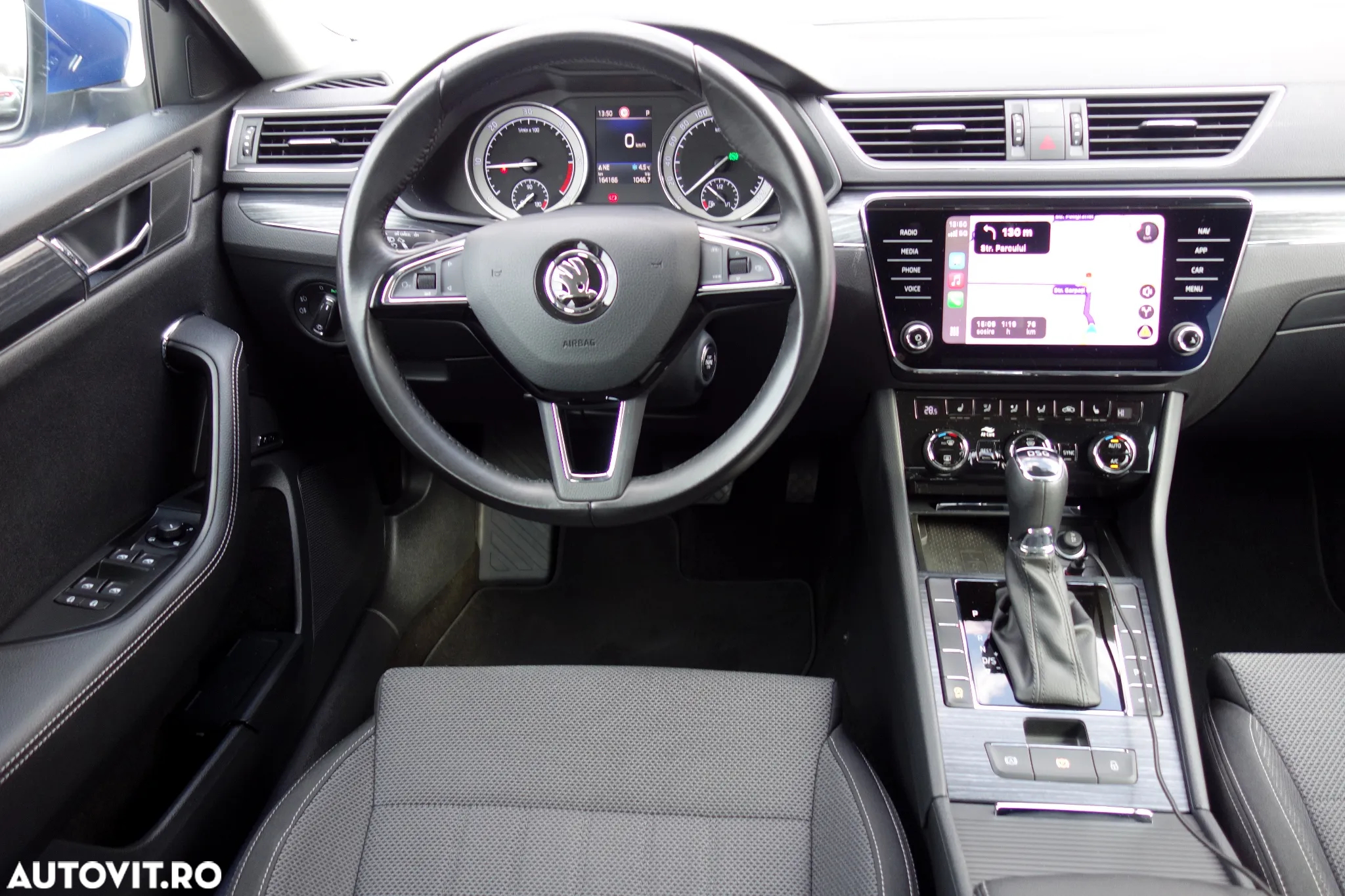 Skoda Superb 2.0 TDI DSG Ambition - 14